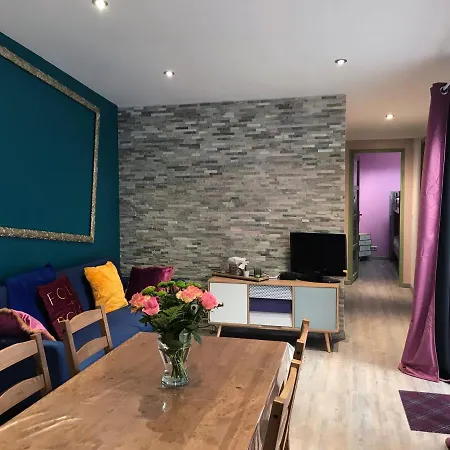 Apartment Proche - F3- Tamatave 4 - Centre Historique De - Portes De Paris. *